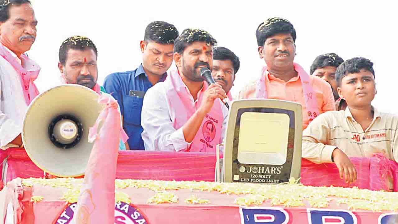 బీఆర్‌ఎస్‌ హయాంలోనే తెలంగాణ ప్రగతిబాట