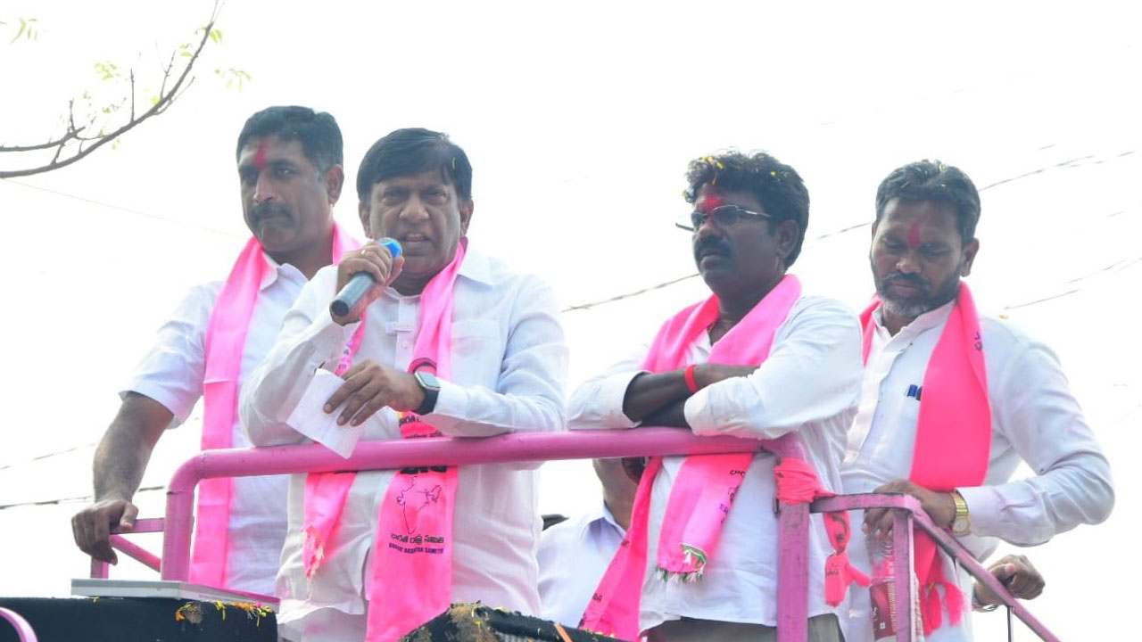 కాంగ్రెస్‌కు ఓటేస్తే తెలంగాణ ఆగమైతది