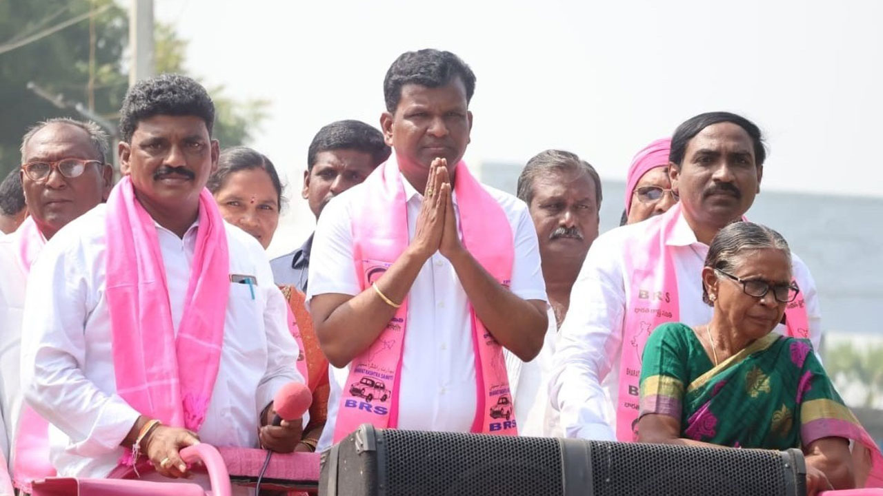 మీలో ఒకడిగా ఉంటున్నా.. ఆశీర్వదించండి