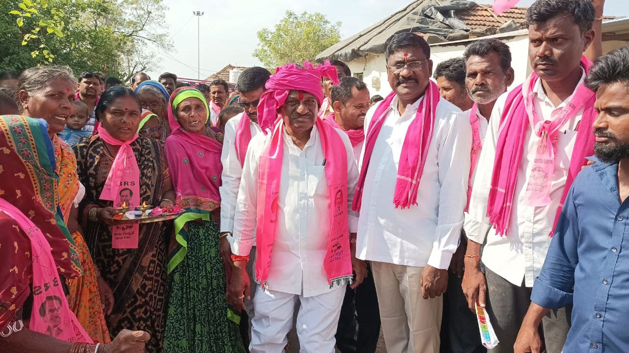 ఇంటింటా ప్రభుత్వ పథకం