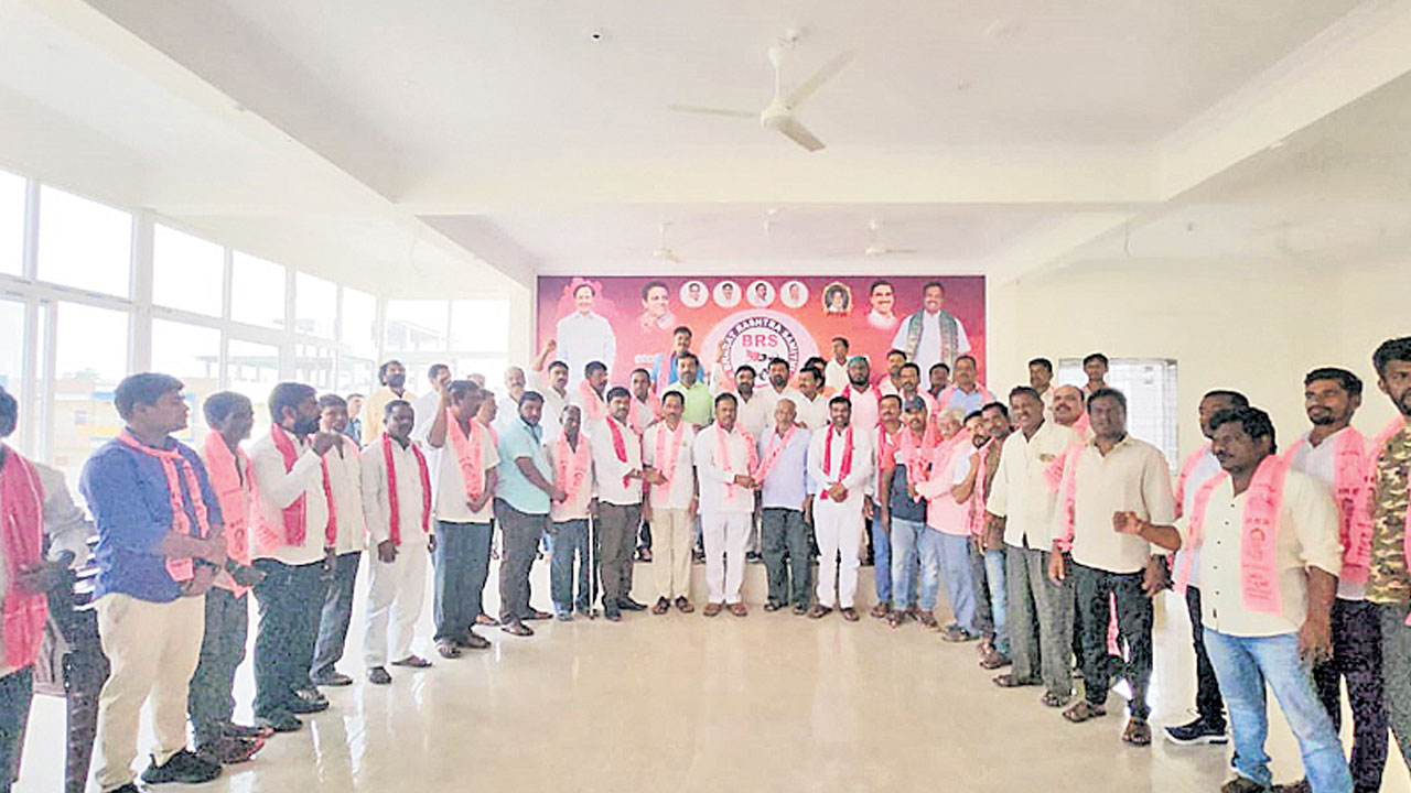 కాంగ్రెస్‌కు ఓటేస్తే కరెంట్‌ కష్టాలే..