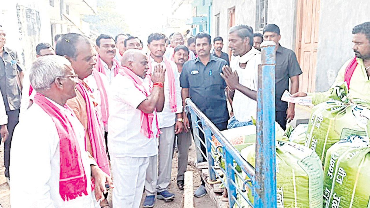 రూ.400కే గ్యాస్‌ సిలిండర్‌ అందిస్తాం