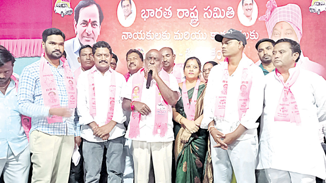 బీజేపీ, కాంగ్రెస్‌ మాటలు నమ్మద్దు