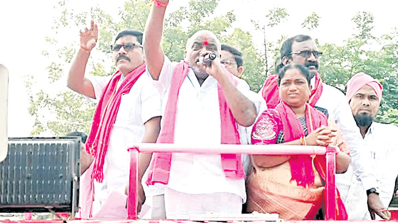 బీజేపీ, కాంగ్రెస్‌ మాటలు నమ్మద్దు