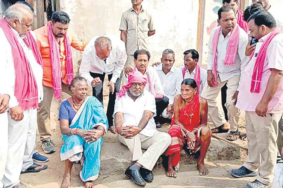 ఆదివాసీ, గిరిజనుల అభ్యున్నతే సీఎం కేసీఆర్‌ ధ్యేయం