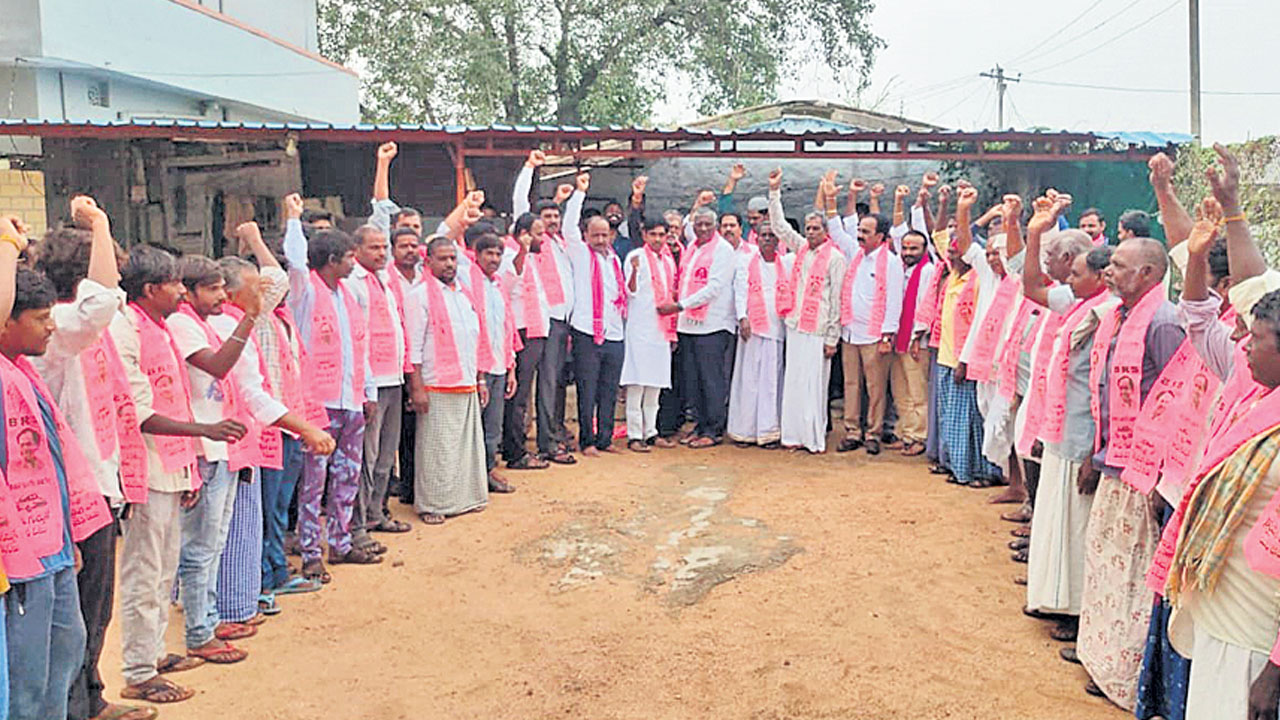 బీఆర్‌ఎస్‌ గెలుపునకు కృషి చేయాలి