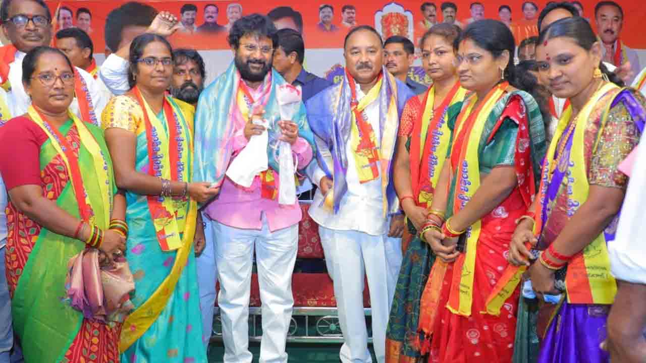 ముదిరాజ్‌లకు సముచిత గౌరవం