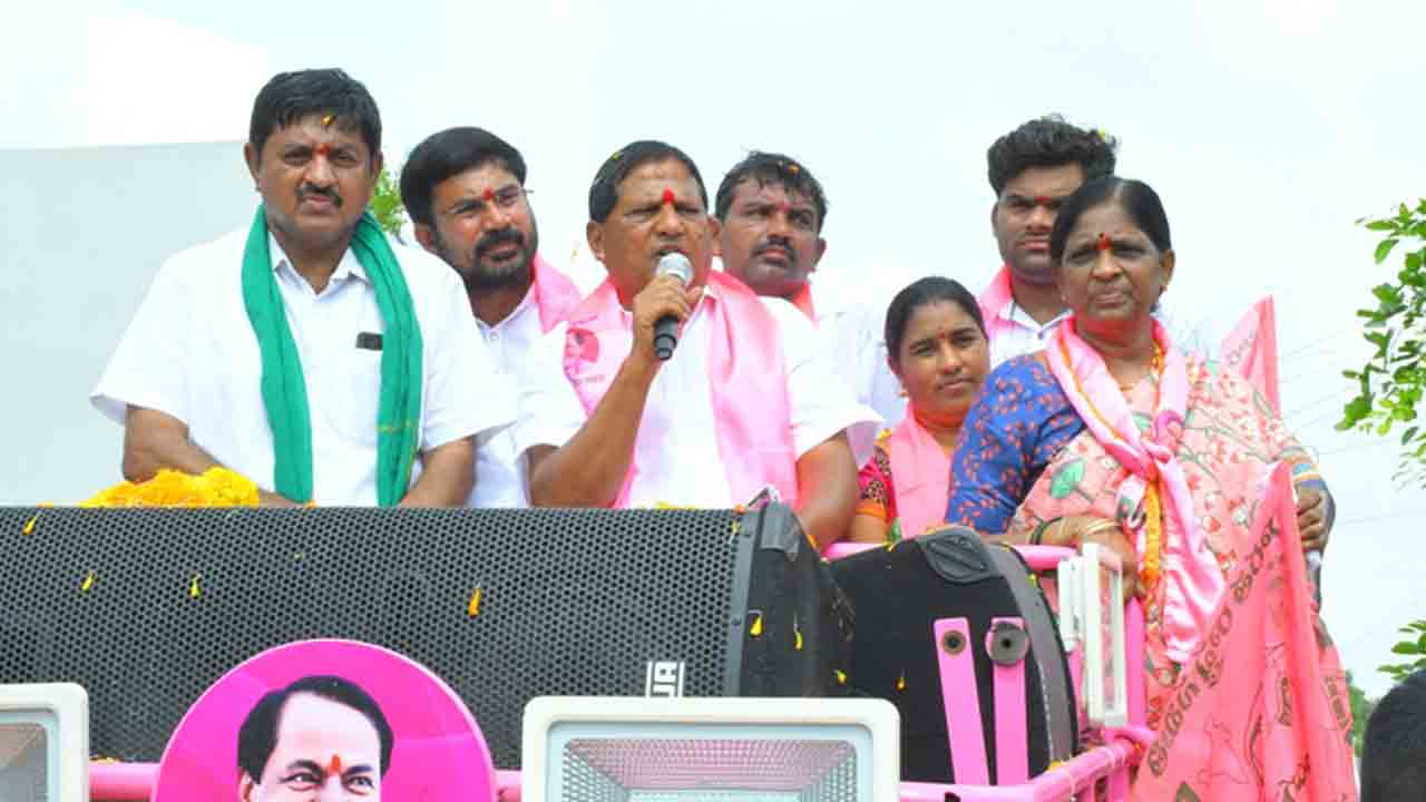 సీఎం కేసీఆర్‌తోనే తండాల అభివృద్ధి