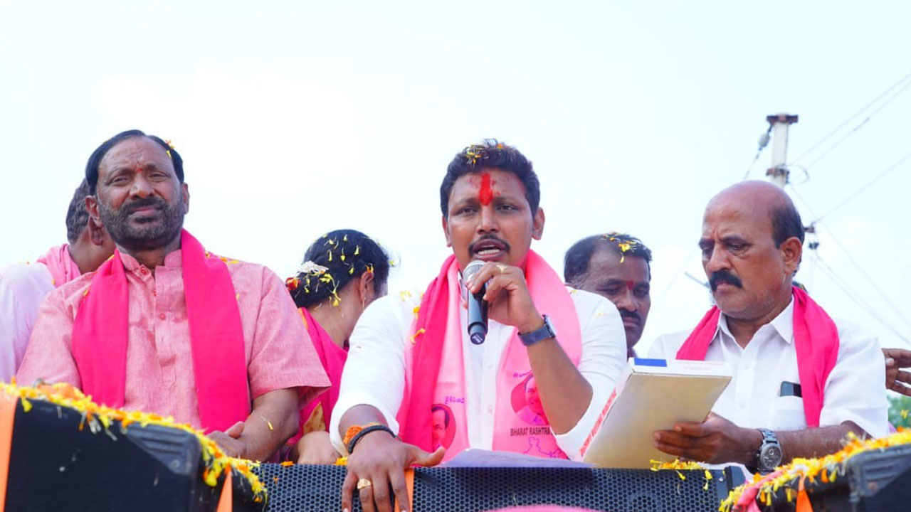 రైతు ప్రభుత్వాన్ని నిలబెట్టుకోవాలి