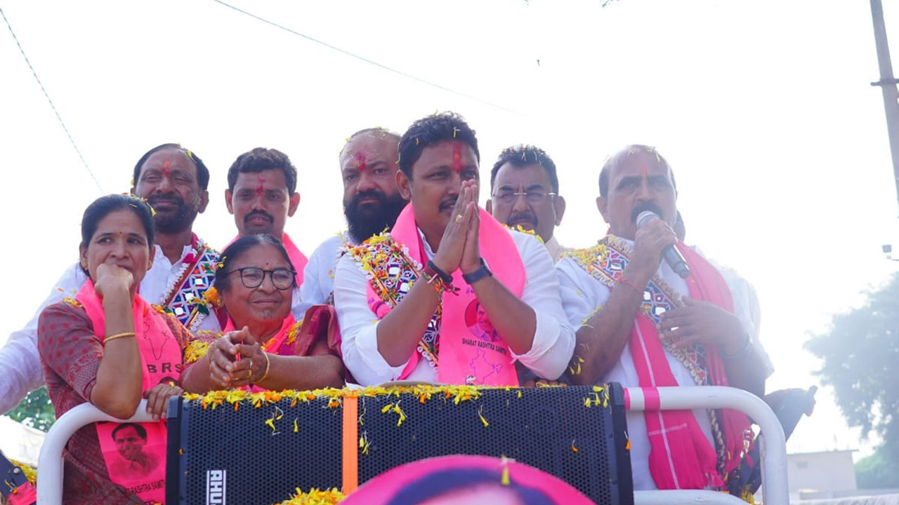 బీఆర్‌ఎస్‌ సర్కారులోనేతండాల అభివృద్ధి