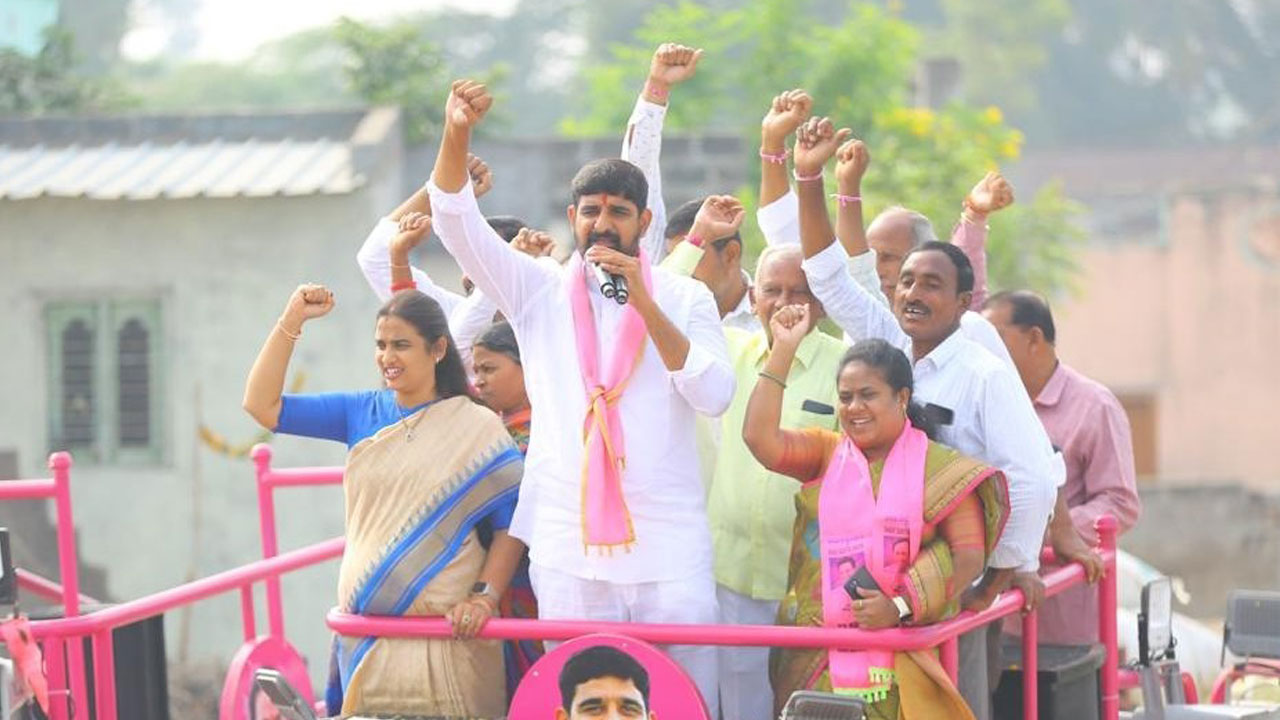 అభివృద్ధి చూసి ఆశీర్వదించండి