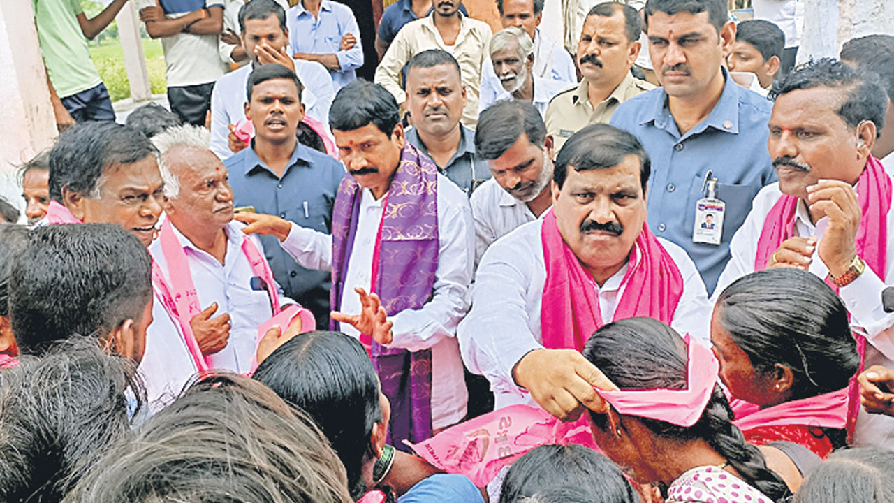 కాంగ్రెస్‌కే గ్యారెంటీ లేదు..6 గ్యారెంటీలు మోసమే..