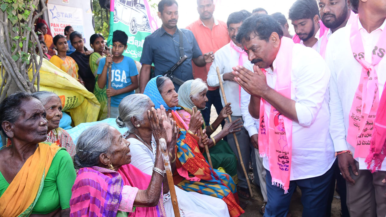 కాంగ్రెస్ మాయలో పడి ఆగం కావద్దు