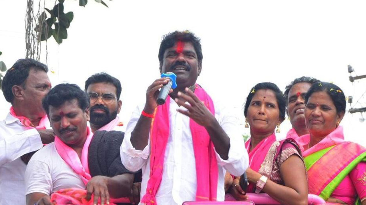 ప్రగతిని చూసి పట్టంకట్టండి