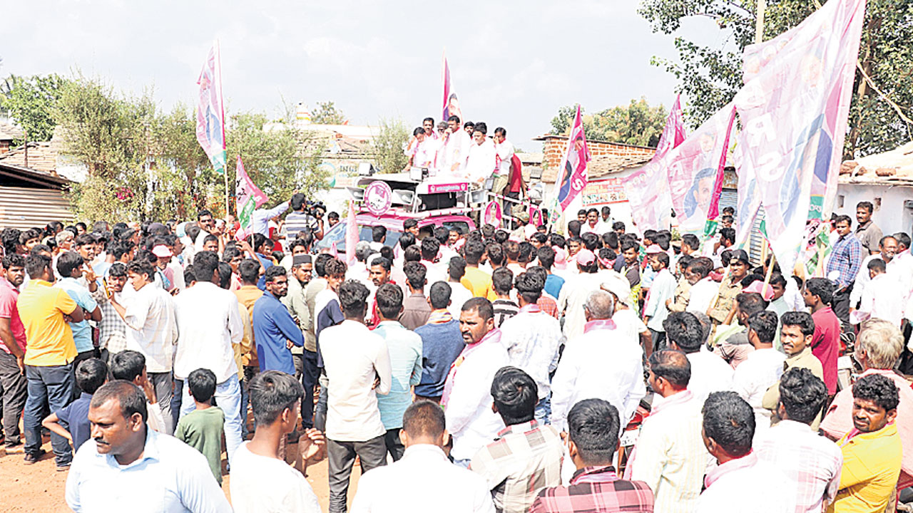 నాన్‌ లోకల్‌VS లోకల్‌