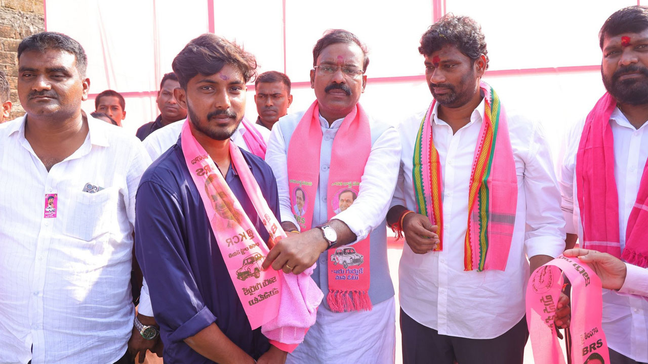 అభివృద్ధిని చూసి ఆశీర్వదించండి