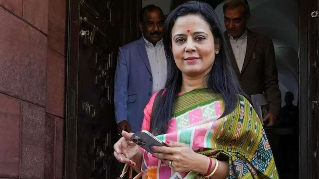 Mahua Moitra | మొయిత్రాను లోక్‌సభ నుంచి బహిష్కరించాలి.. పార్లమెంట్‌ ఎథిక్స్‌ కమిటీ సిఫార్సు?