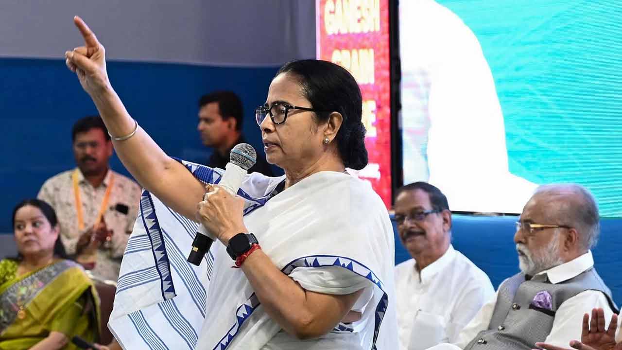 Mamata Benerjee | క్రికెట్‌ సహా అన్నిటినీ కాషాయీకరిస్తున్న బీజేపీ సర్కార్‌: బెంగాల్‌ సీఎం మమతా