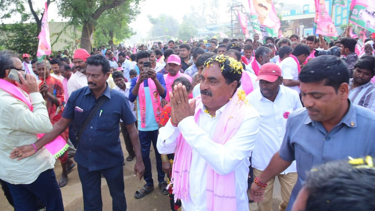 కాంగ్రెస్‌ వలస పక్షులను నమ్మొద్దు