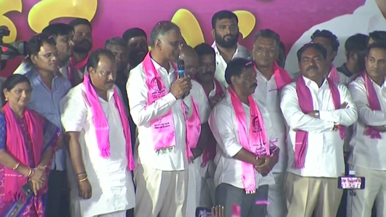 Minister Harirsh Rao | కాంగ్రెస్‌ వాళ్లతి సుతి లేని సంసారం.. ఢిల్లీకి గులాంలు : హరీశ్‌రావు