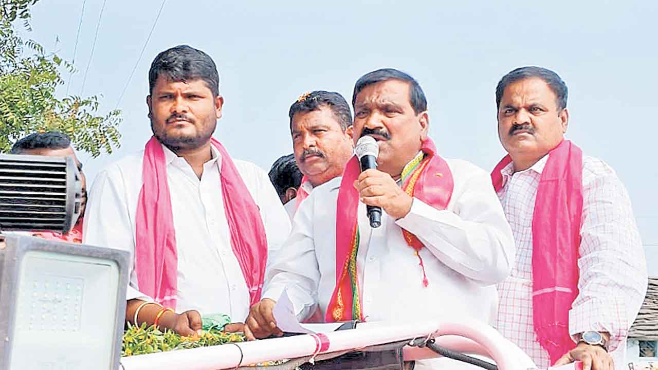 కాంగ్రెస్‌కు ఓటేస్తే కష్టాలు తప్పవు