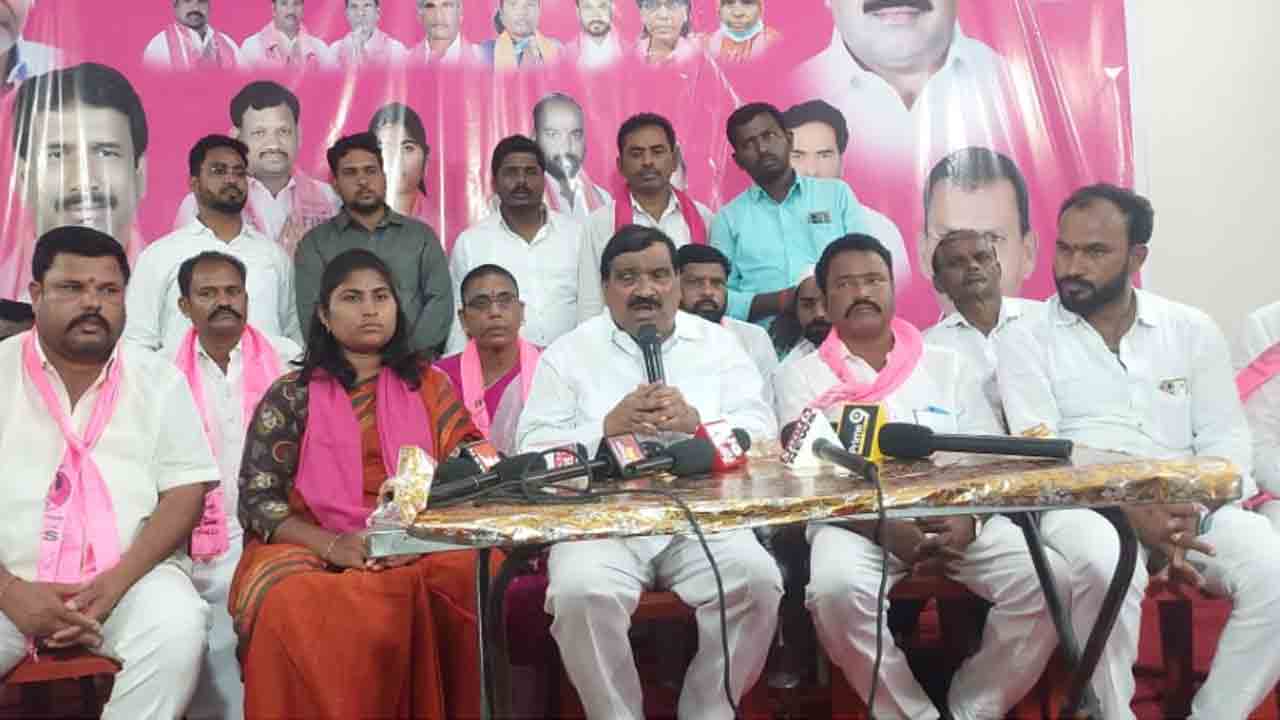 కాంగ్రెస్‌కు ఓటడిగే హక్కులేదు