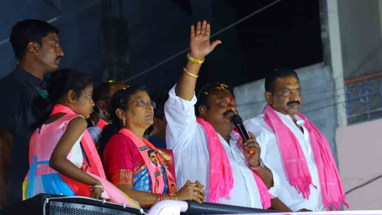 Minister Gangula Kamalakar | కేసీఆర్‌ పాలనలో పేదల జీవితాల్లో వెలుగులు : మంత్రి గంగుల కమలాకర్‌