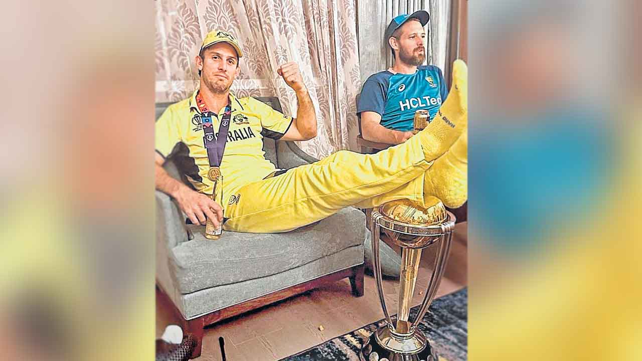 Mitchell Marsh | ప్రపంచకప్‌ ట్రోఫీ వివాదంపై ఎట్టకేలకు స్పందించిన ఆసీస్‌ ఆల్‌రౌండర్‌