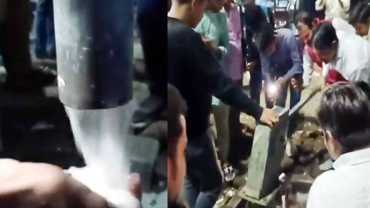 White Water | బోరింగు నుంచి నీళ్లకు బదులు పాలు.. క్యాన్లు, బిందలతో ఎగబడిన జనం