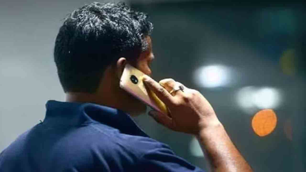 Mumbai | త్వరలో పెద్ద ఘటనే జరగబోతోంది.. ముంబై పోలీసులకు వ్యక్తి ఫోన్‌