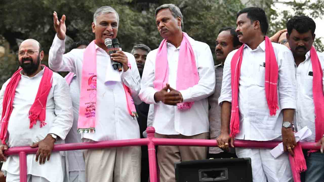 TS Minister Harish Rao | కాంగ్రెస్ వ‌స్తే కుక్క‌లు చింపిన విస్త‌రి.. సీఎం కేసీఆర్ చేతిలోనే తెలంగాణ సుర‌క్షితం.. మంత్రి హ‌రీశ్ రావు