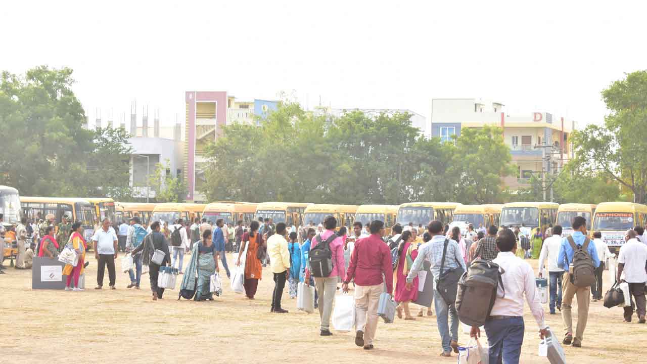 పోలింగ్‌కు అంతా రెడీ
