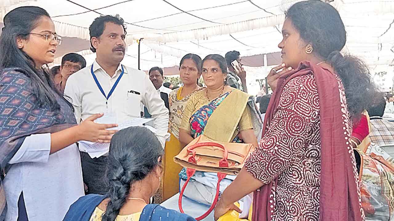 ఎన్నికలకు విస్తృత ఏర్పాట్లు