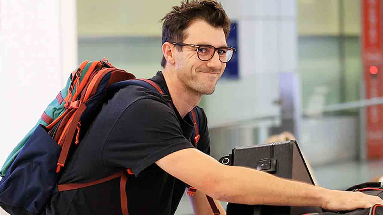 Pat Cummins | స్వదేశంలో ఆస్ట్రేలియా జట్టుకు తీవ్ర నిరాశ.. ఎయిర్‌పోర్ట్‌లో లభించని స్వాగతం.. వీడియో