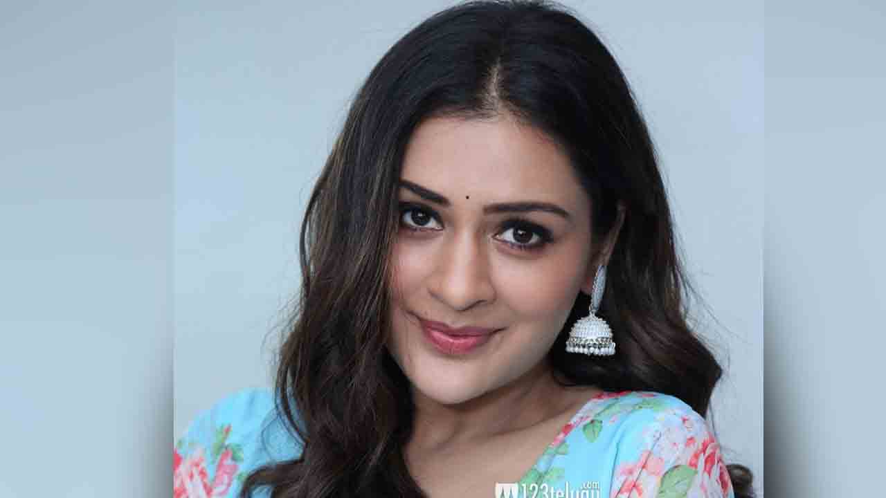 Payal Rajput Interview | ఇండియాలో ఎవరూ ఇలాంటి సినిమా ప్రయత్నించలేదు.. మంగళవారంపై పాయల్ రాజ్‌పుత్‌