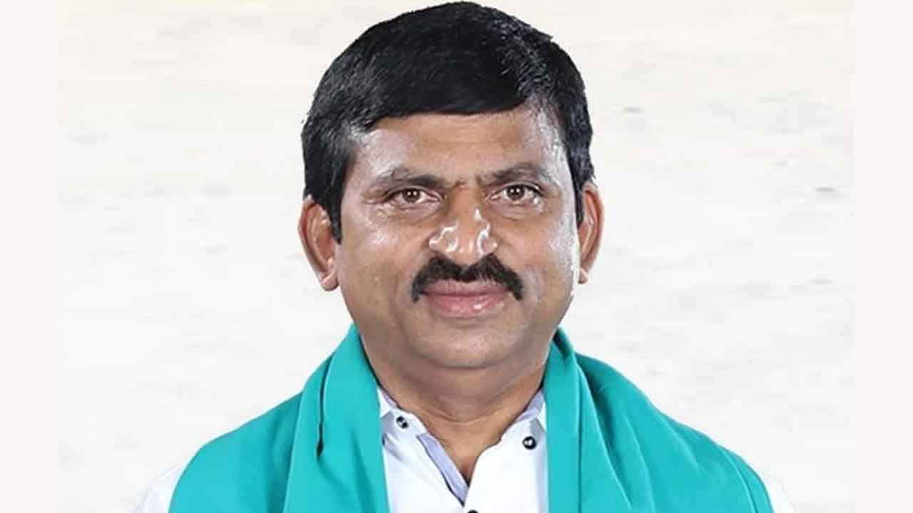 పర్సనల్‌ రూంలో పంపకాల చిట్టా?