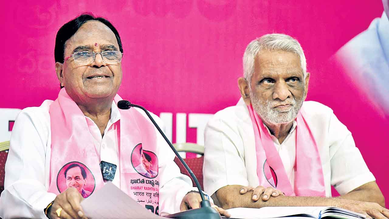CM KCR |  కేసీఆర్‌ దీక్ష చేయకుంటే తెలంగాణ ప్రకటన చేసేవారా? : పొన్నాల లక్ష్మయ్య