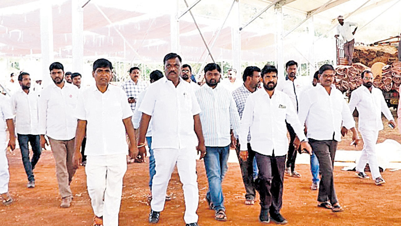 నేడు వికారాబాద్‌కు కేసీఆర్‌ రాక