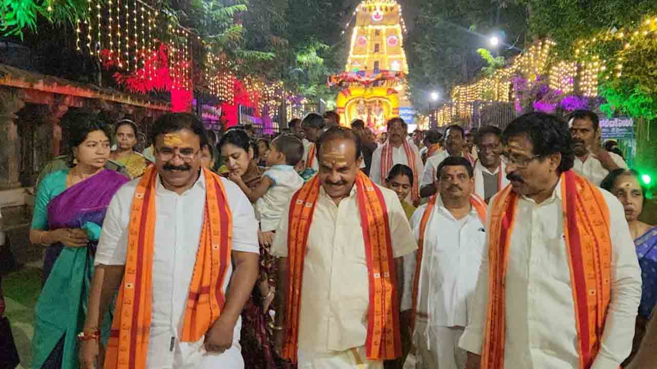 Srisailam | శ్రీశైలంలో వైభవంగా కార్తీక పౌర్ణమి సంబరాలు.. భ‌క్తుల‌తో కిట‌కిట‌లాడిన శ్రీ‌గిరి వీధులు..!