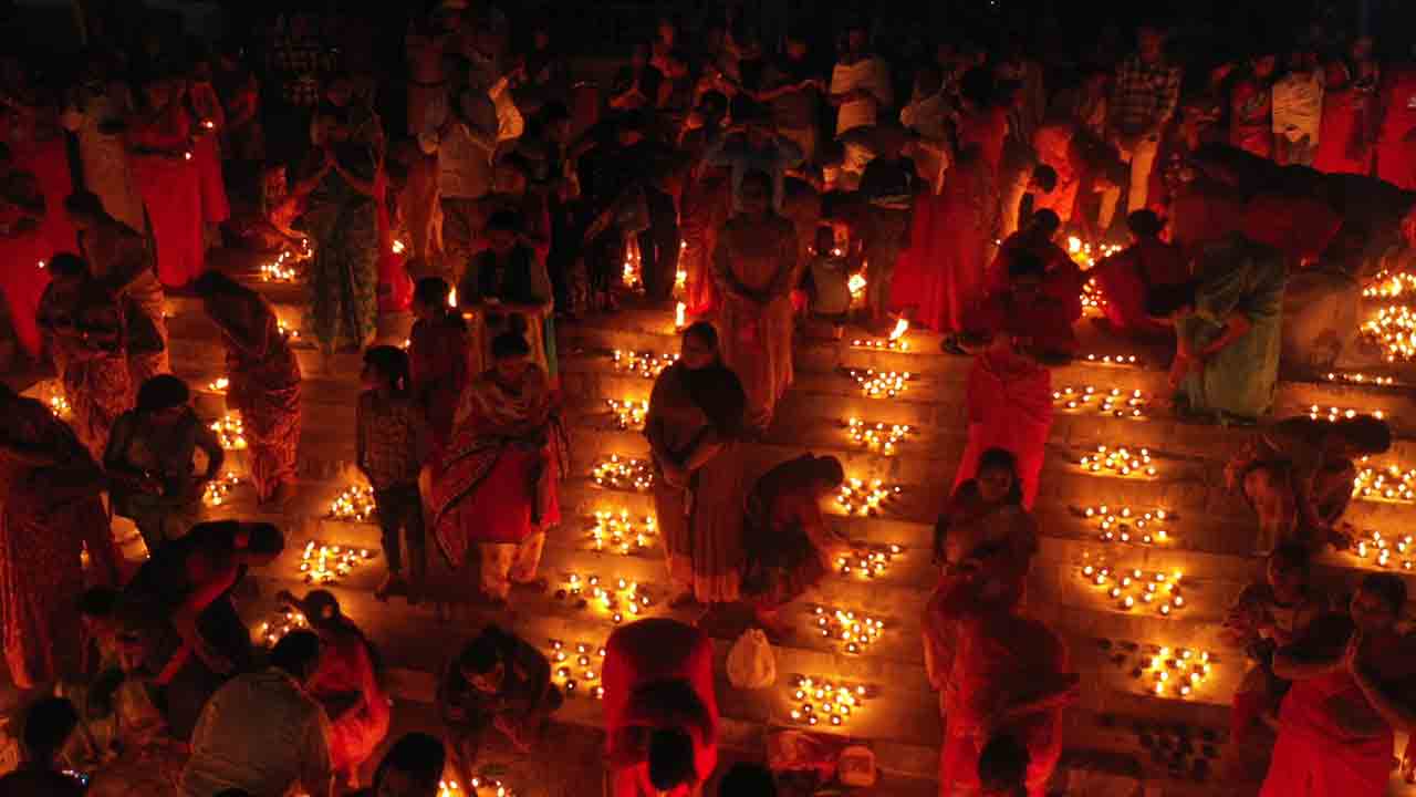 Srisailam | శ్రీశైలం భక్త జన సందోహం.. శివ నామ‌స్మ‌ర‌ణ‌తో మార్మోగిన శైవ‌క్షేత్రం