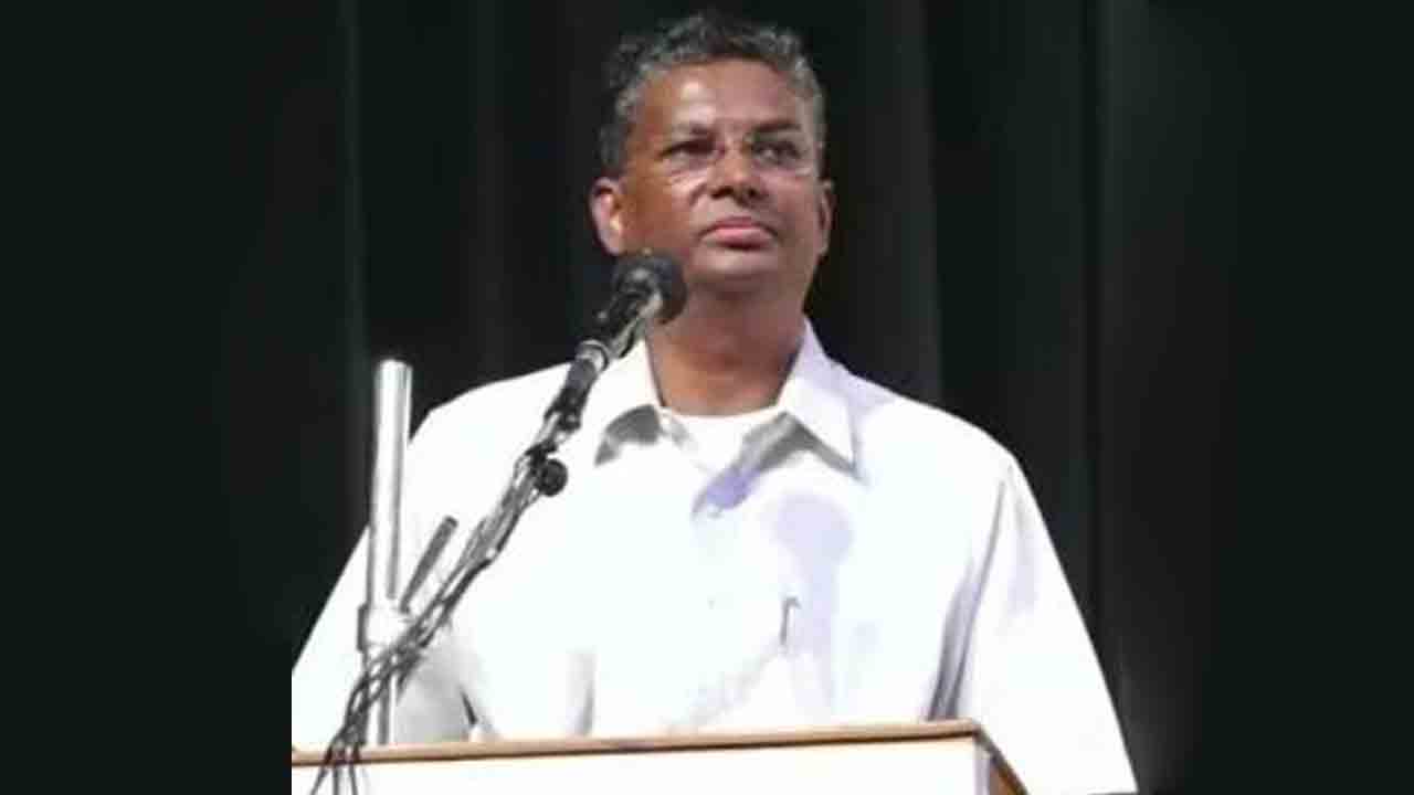 త్వరలో జార్కిహోళి సీఎం