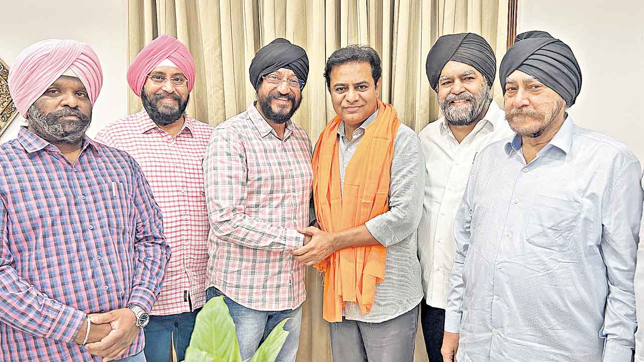 బీఆర్‌ఎస్‌కు సిక్కు సమాజం మద్దతు..