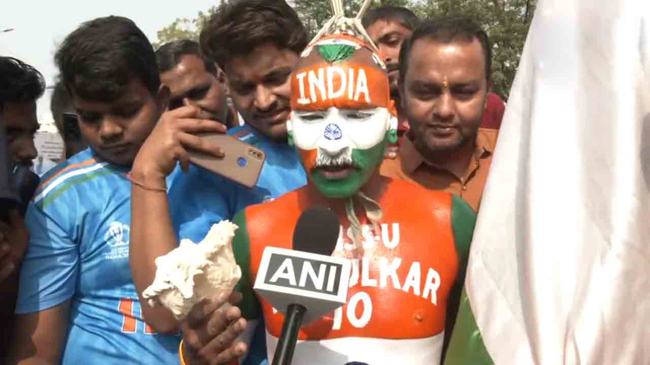 Sachin’s fan | రోహిత్‌, గిల్‌ సెంచరీలు.. ఆస్ట్రేలియాకు 450 పరుగుల టార్గెట్‌.. భారత్‌కు సునాయాస విజయం..!