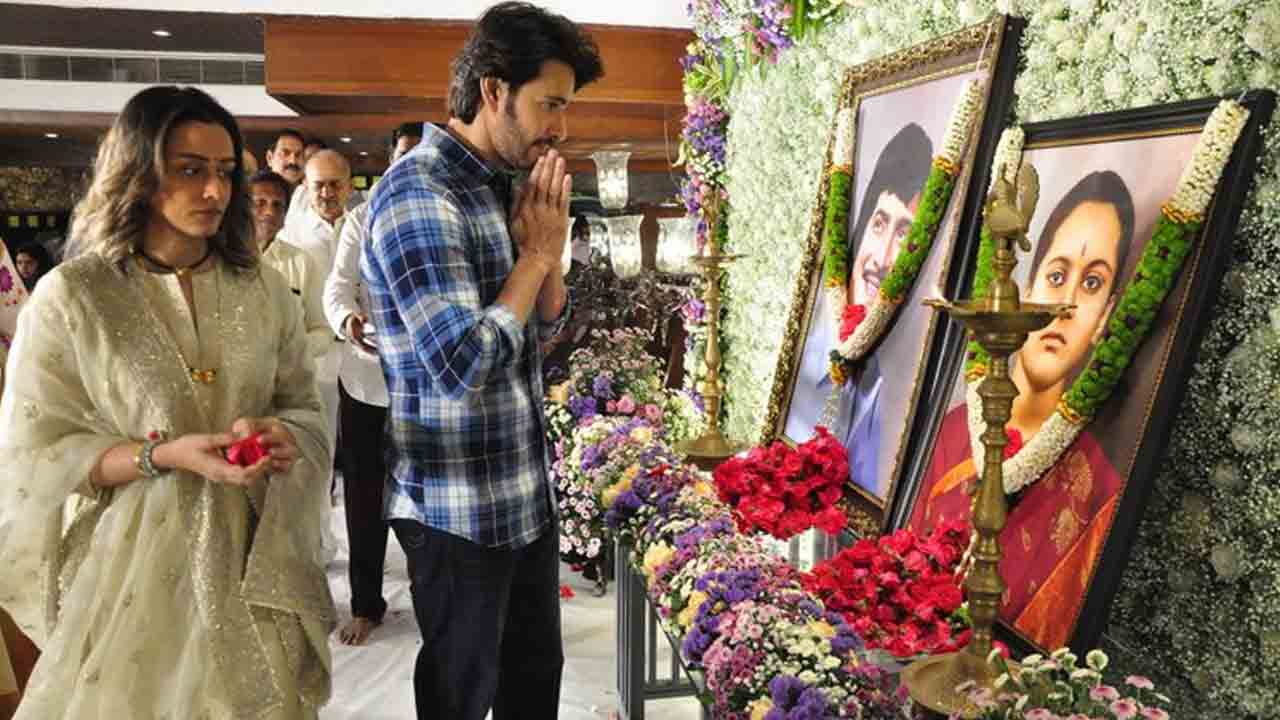 Superstar Krishna | సూపర్‌ స్టార్ కృష్ణ ప్రథమ వర్థంతి.. ప్రముఖుల నివాళులు
