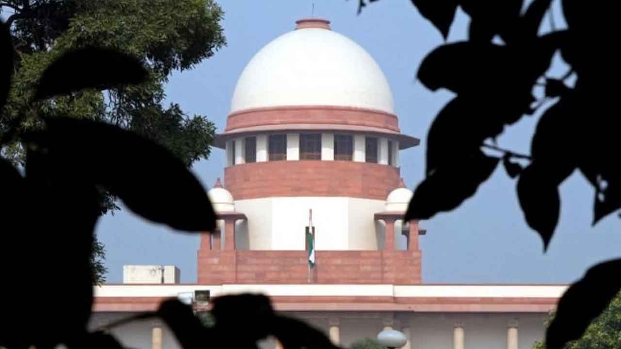 ‘హైవేలు ఉన్నది చక్కర్లు కొట్టడానికి కాదు’