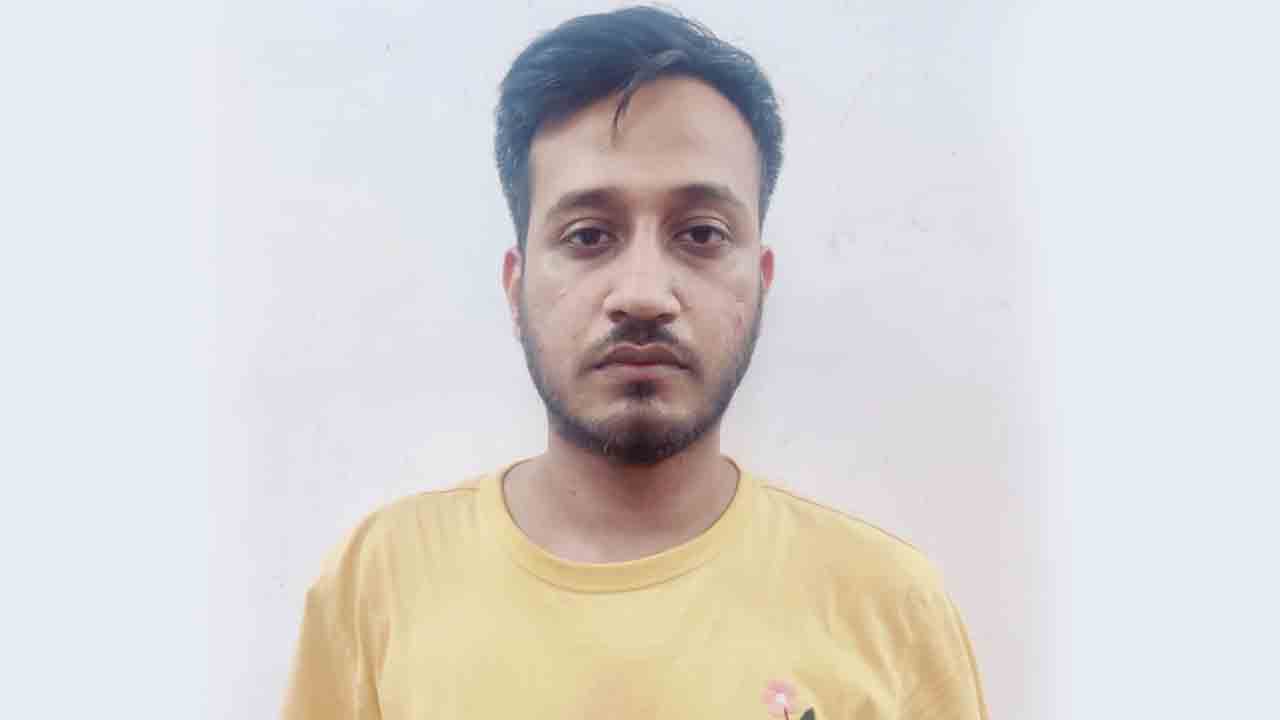 ODI World Cup | ఇండియా-న్యూజిలాండ్ సెమీ ఫైనల్స్ .. టికెట్ల బ్లాక్ మార్కెటింగ్ చేస్తున్న వ్యక్తి అరెస్ట్..!..!