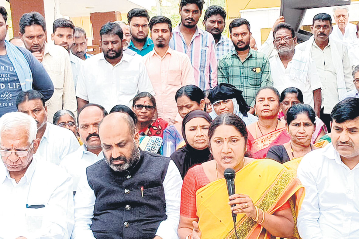 అబద్ధాల రేవంత్‌