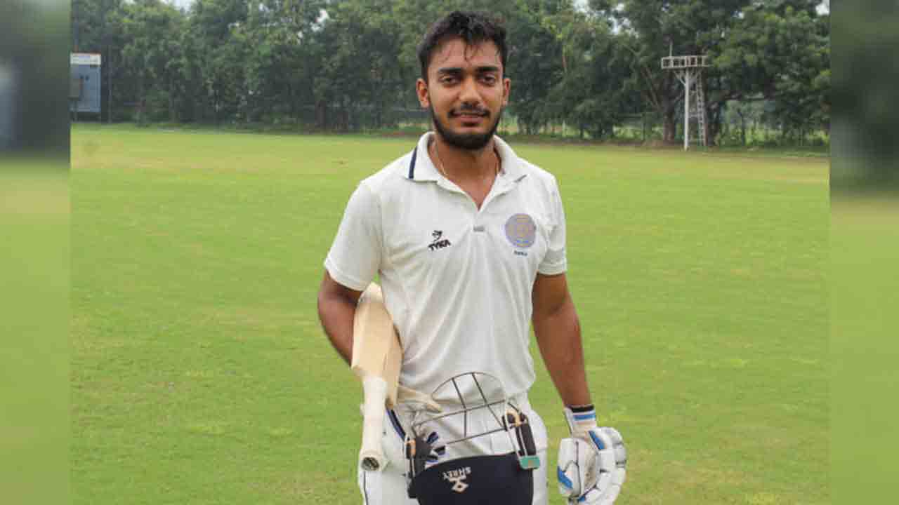 తన్మయ్‌ సెంచరీ