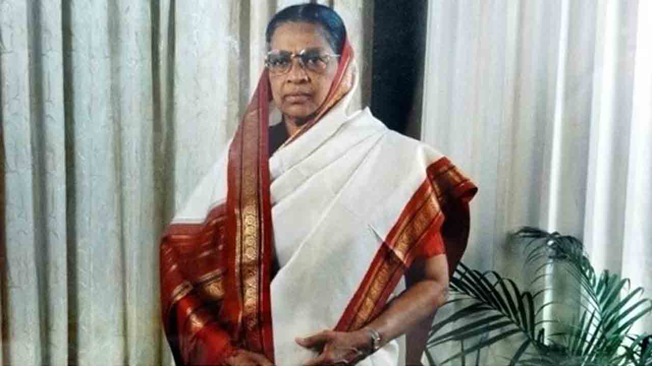 సుప్రీంకోర్టు తొలి మహిళా జడ్జి ఫాతిమా బీవీ కన్నుమూత