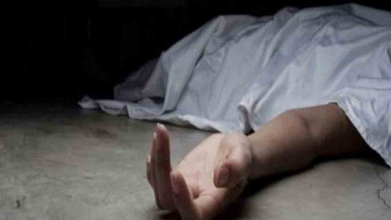 Man kills mother | భోజనం రుచికరంగా లేదన్న కారణంతో.. తల్లిని హతమార్చిన కొడుకు